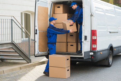 Truck hire service supporting residential and business moves in Richmond Upon Thames