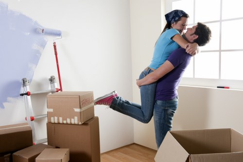 Removal team planning a flat move in Richmond Upon Thames with apartment access in mind